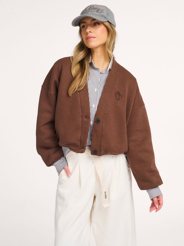 Ontdek de Katoenmix cropped vest van 10Days in de kleur Donkerbruin bij Orangebag. Op werkdagen voor 21:45 besteld, morgen in huis.