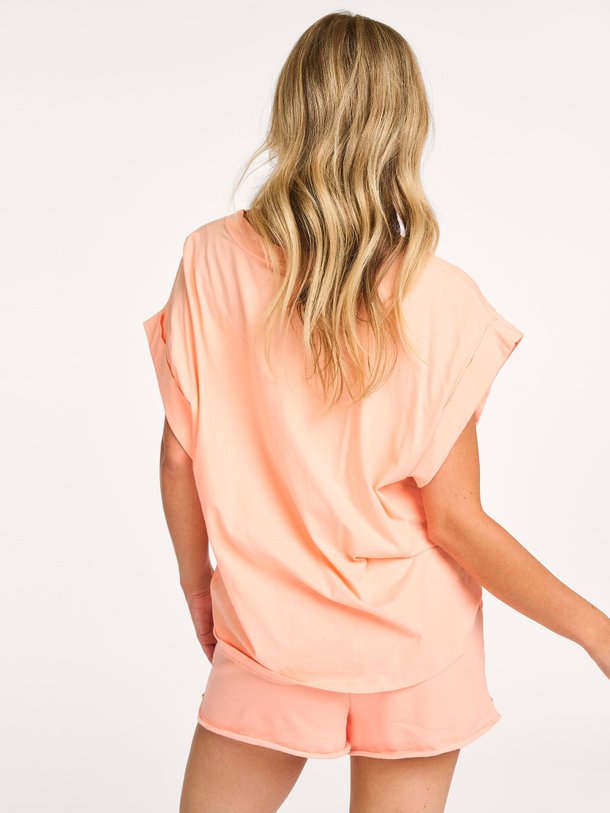 Ontdek de Organic cotton T-shirt van 10Days in de kleur perzik bij Orangebag. Op werkdagen voor 21:45 besteld, morgen in huis.