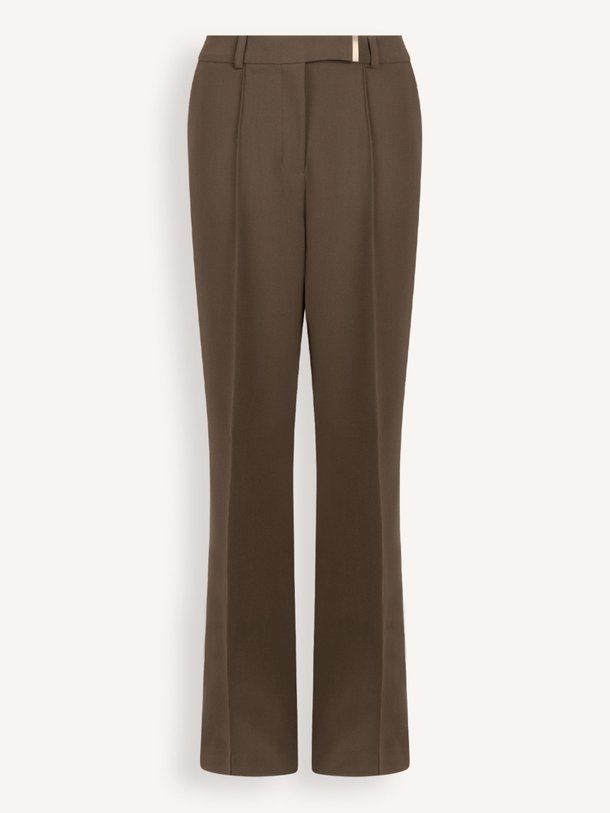 Ontdek de Chantalle viscosemix pantalon van Aaiko in de kleur kaki bij Orangebag. Op werkdagen voor 21:45 besteld, morgen in huis.