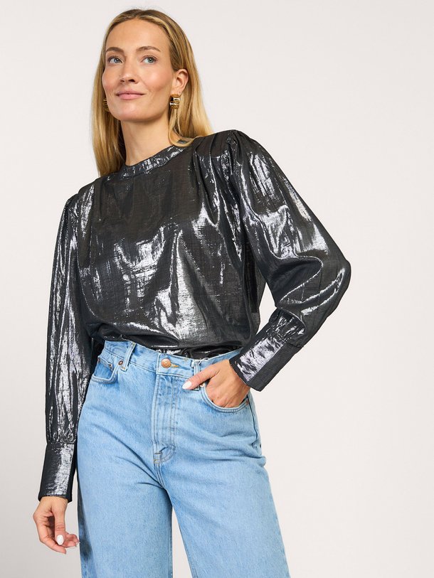 Ontdek de Bobbi katoenen metallic blouse van Aaiko in de kleur donkergrijs bij Orangebag. Op werkdagen voor 21:45 besteld, morgen in huis.