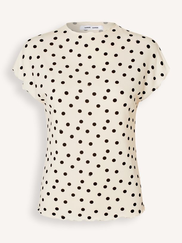 Ontdek de Saumi viscosemix top met stippen van Samsoe Samsoe in de kleur Off-white bij Orangebag. Op werkdagen voor 21:45 besteld, morgen in huis.