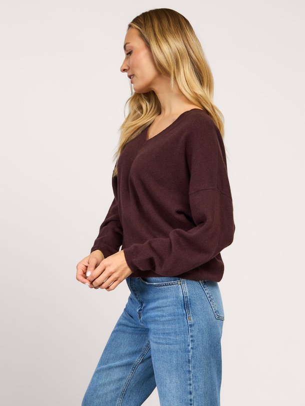 Ontdek de Alicia cashmere trui van Absolut Cashmere in de kleur bruin bij Orangebag. Op werkdagen voor 21:45 besteld, morgen in huis.