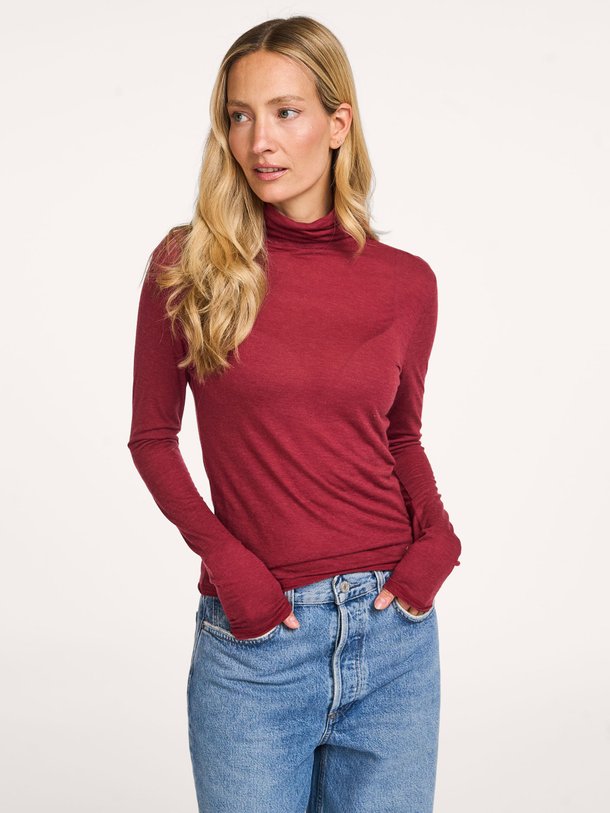 Ontdek de Sabine lyocell/wolmix coltrui van Absolut Cashmere in de kleur rood bij Orangebag. Op werkdagen voor 21:45 besteld, morgen in huis.