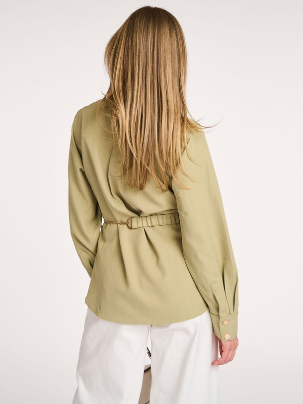 Ontdek de Zoe geweven blouse van Aaiko in de kleur groen bij Orangebag. Op werkdagen voor 21:45 besteld, morgen in huis.