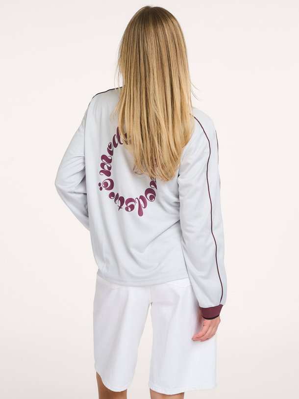 Modstrom Unique, geweven polo top met print - Grijs Ontdek de Unique, geweven polo top met print van Modstrom bij Orangebag. Op werkdagen voor 21:45 besteld, morgen in huis.