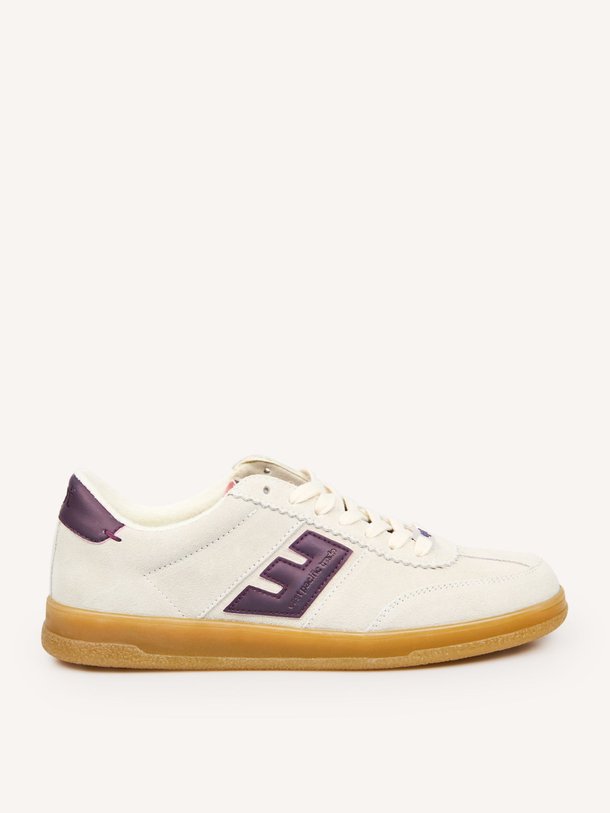 Ontdek de Santos suède sneakers van East Pacific Trade in de kleur Donkerpaars bij Orangebag. Op werkdagen voor 21:45 besteld, morgen in huis.