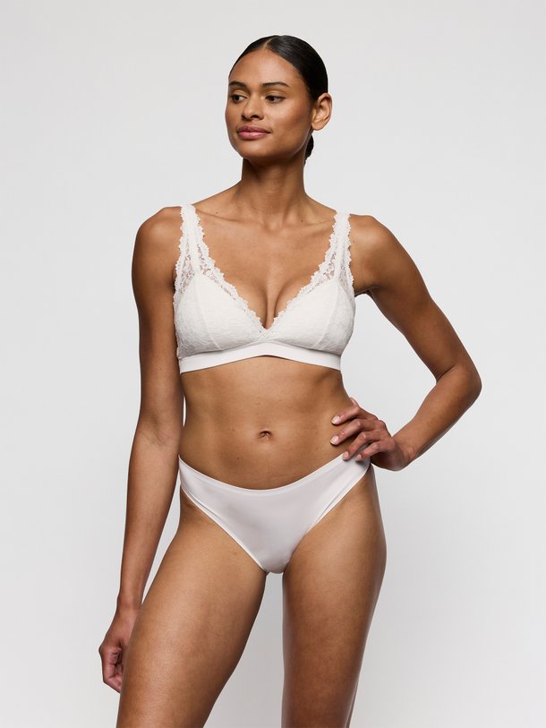 Ontdek de SOFT STUDIO van Marie Jo bij Orangebag. Op werkdagen voor 21:45 besteld, morgen in huis.