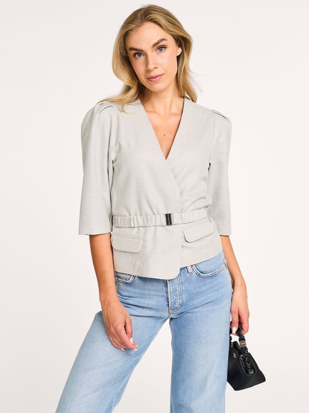 Ontdek de Sarah linnenmix jasje van Aaiko in de kleur zilverkleur bij Orangebag. Op werkdagen voor 21:45 besteld, morgen in huis.