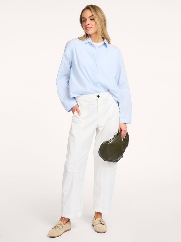 Ontdek de Kiara katoenmix broek van Bellerose in de kleur Wit bij Orangebag. Op werkdagen voor 21:45 besteld, morgen in huis.