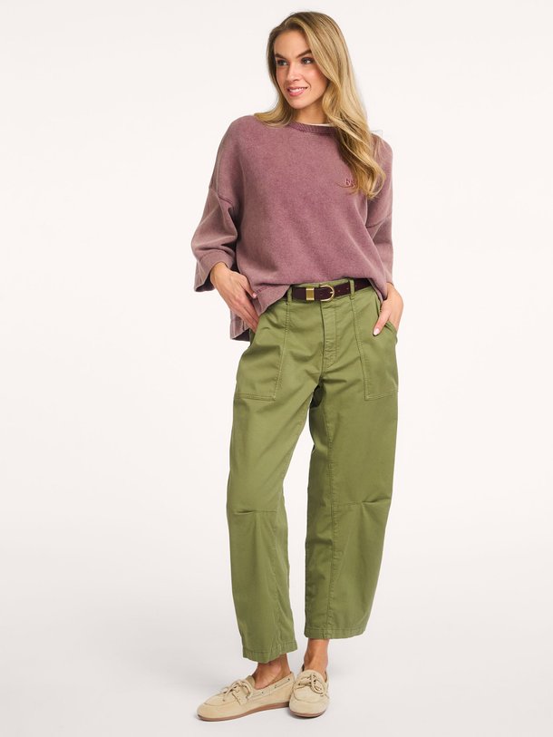 Ontdek de Kiara katoenmix broek van Bellerose in de kleur Groen bij Orangebag. Op werkdagen voor 21:45 besteld, morgen in huis.