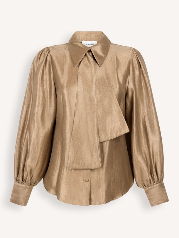 Ontdek de Veronne viscosemix blouse van Aaiko in de kleur lichtbruin bij Orangebag. Op werkdagen voor 21:45 besteld, morgen in huis.