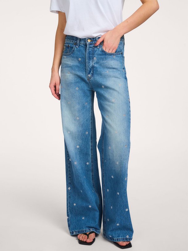 Ontdek de Skater high waist loose fit jeans met strass van Lois in de kleur Blauw bij Orangebag. Op werkdagen voor 21:45 besteld, morgen in huis.