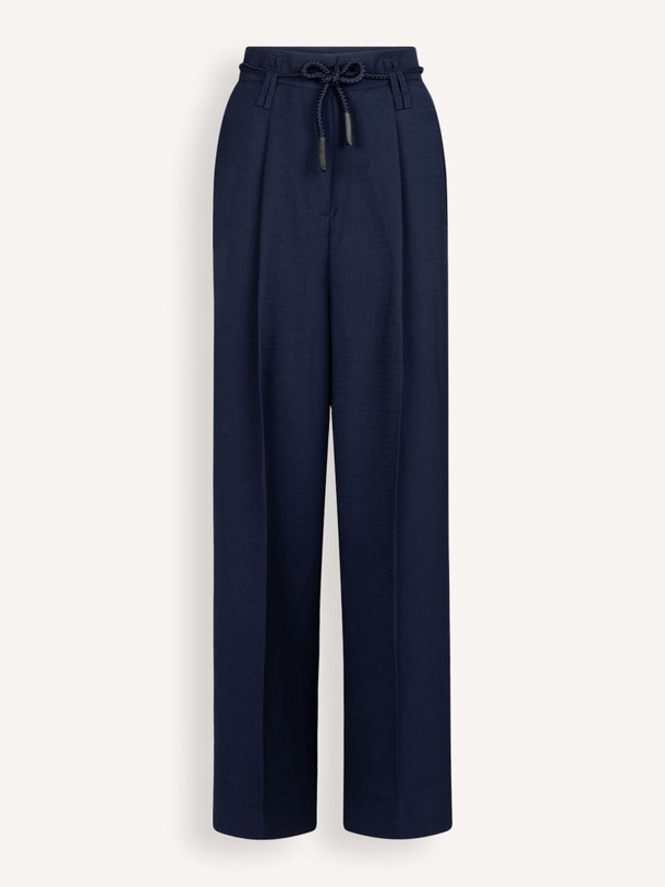 Ontdek de Hailey geweven broek van Aaiko in de kleur donkerblauw bij Orangebag. Op werkdagen voor 21:45 besteld, morgen in huis.