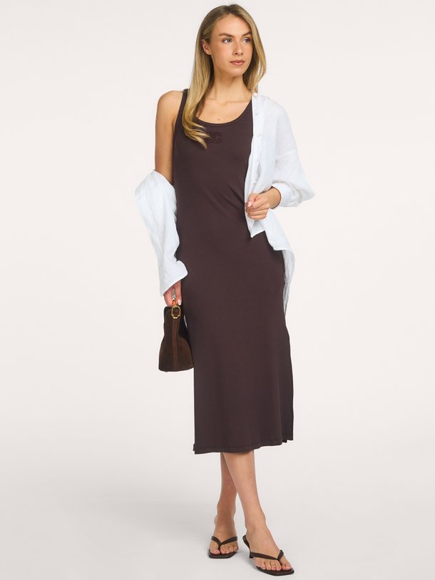 Ontdek de GrannyCC Rib Emb Tank Dress van Co'Couture bij Orangebag. Op werkdagen voor 21:45 besteld, morgen in huis.