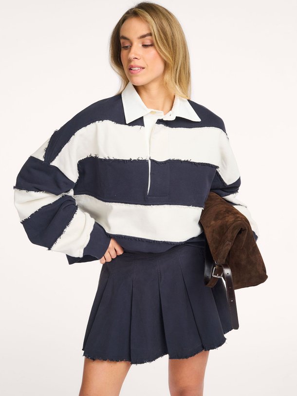 Ontdek de Furen katoenen gestreepte polo sweater van Bellerose in de kleur Donkerblauw bij Orangebag. Op werkdagen voor 21:45 besteld, morgen in huis.