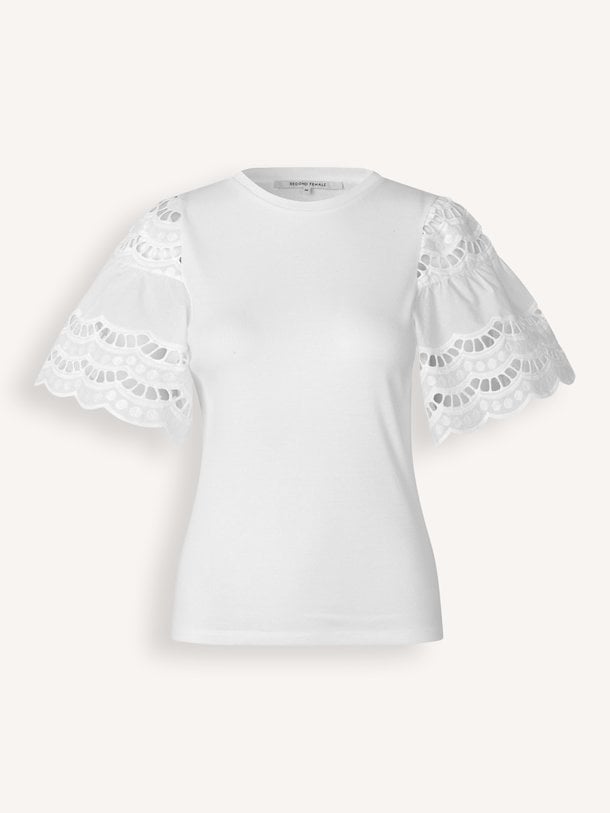 Ontdek de Lawra Tee van Second Female bij Orangebag. Op werkdagen voor 21:45 besteld, morgen in huis.