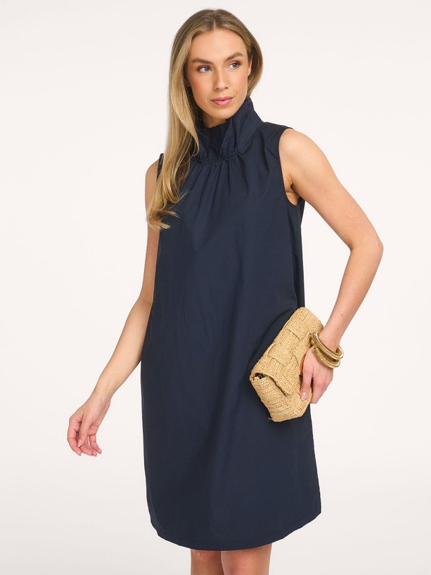 Ontdek de Dress van No Man's Land bij Orangebag. Op werkdagen voor 21:45 besteld, morgen in huis.