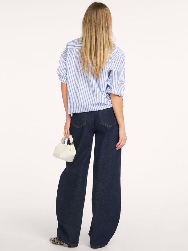 Ontdek de Katoenen gestreepte blouse met franjes van Haute L'Amitié in de kleur Wit bij Orangebag. Op werkdagen voor 21:45 besteld, morgen in huis.