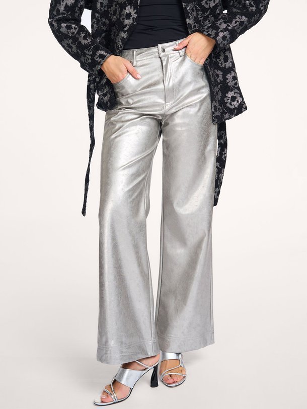 Ontdek de Cristalle, leatherlook metallic broek van Frnch bij Orangebag. Op werkdagen voor 21:45 besteld, morgen in huis.