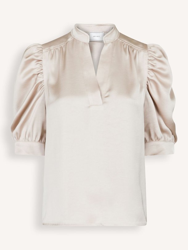 Ontdek de Roella, geweven satijnen top van Neo Noir bij Orangebag. Op werkdagen voor 21:45 besteld, morgen in huis.