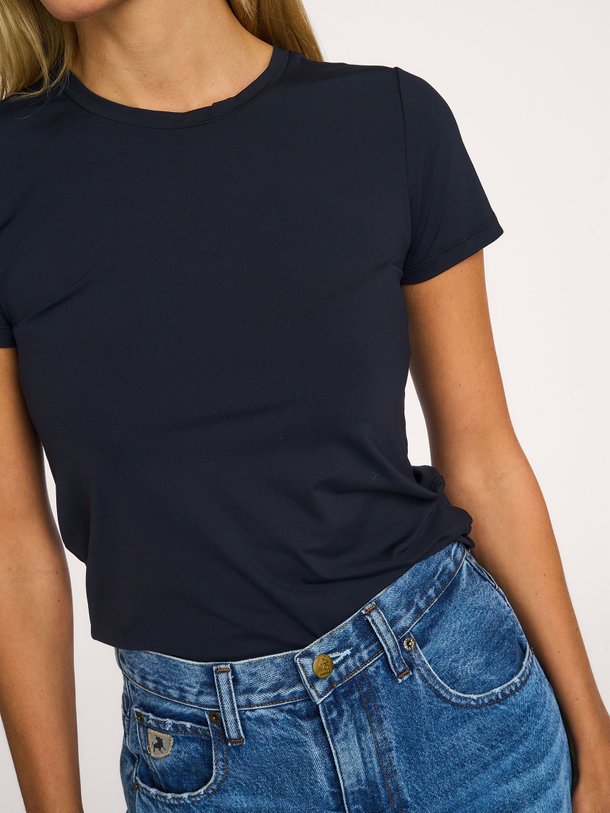 Ontdek de M493, jersey T-shirt van Majestic Filatures bij Orangebag. Op werkdagen voor 21:45 besteld, morgen in huis.