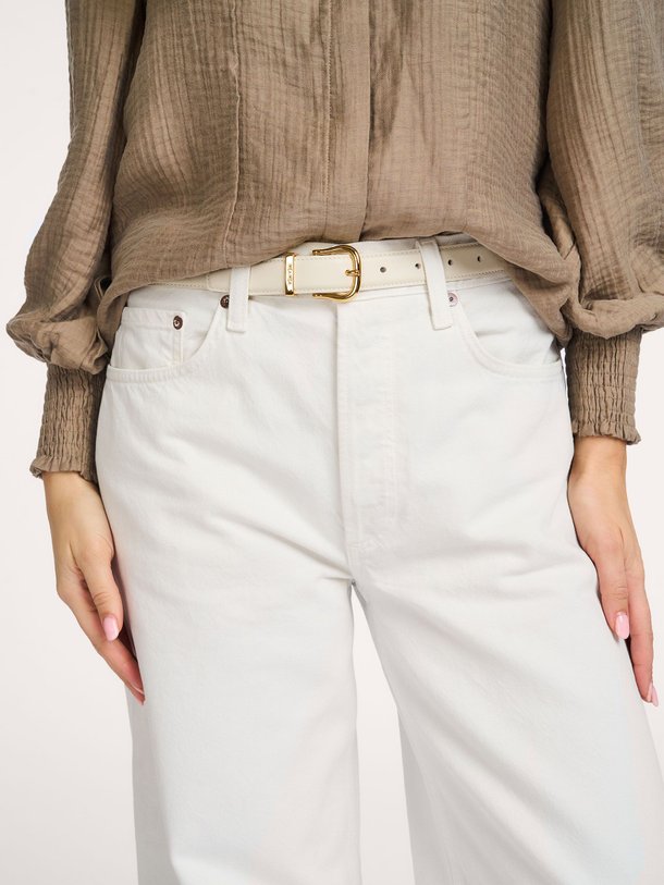 Ontdek de Pythia, lederen riem van MÃ©a MÃ©a bij Orangebag. Op werkdagen voor 21:45 besteld, morgen in huis.