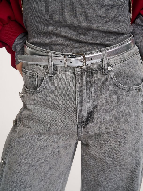 Ontdek de Pythia, lederen metallic riem van MÃ©a MÃ©a bij Orangebag. Op werkdagen voor 21:45 besteld, morgen in huis.