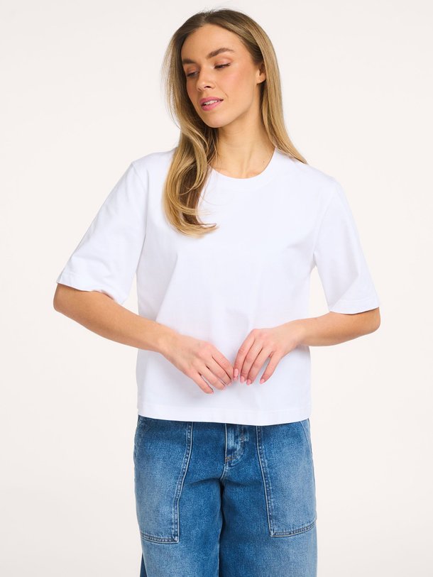 Ontdek de Saabby, organic cotton T-shirt van Samsoe Samsoe bij Orangebag. Op werkdagen voor 21:45 besteld, morgen in huis.