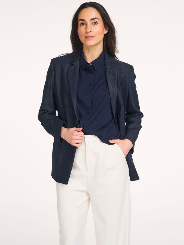 Ontdek de Saminna, viscosemix blouse van Samsoe Samsoe bij Orangebag. Op werkdagen voor 21:45 besteld, morgen in huis.