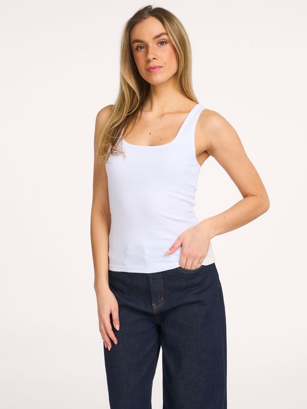 Ontdek de Saamanza, organic cottonmix rib tanktop van Samsoe Samsoe bij Orangebag. Op werkdagen voor 21:45 besteld, morgen in huis.