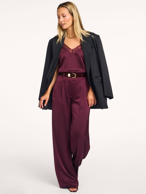 Ontdek de Jules, geweven satijnlook wide leg broek van Dante 6 bij Orangebag. Op werkdagen voor 21:45 besteld, morgen in huis.