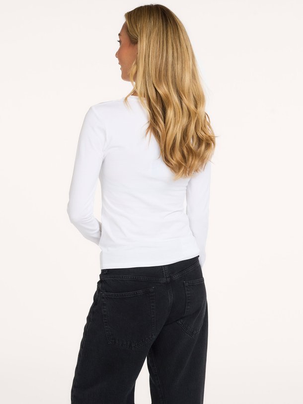 Ontdek de Saesme, organic cotton mix longsleeve van Samsoe Samsoe bij Orangebag. Op werkdagen voor 21:45 besteld, morgen in huis.