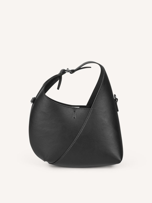 Ontdek de Sakaia, lederen crossbody tas van Samsoe Samsoe bij Orangebag. Op werkdagen voor 21:45 besteld, morgen in huis.