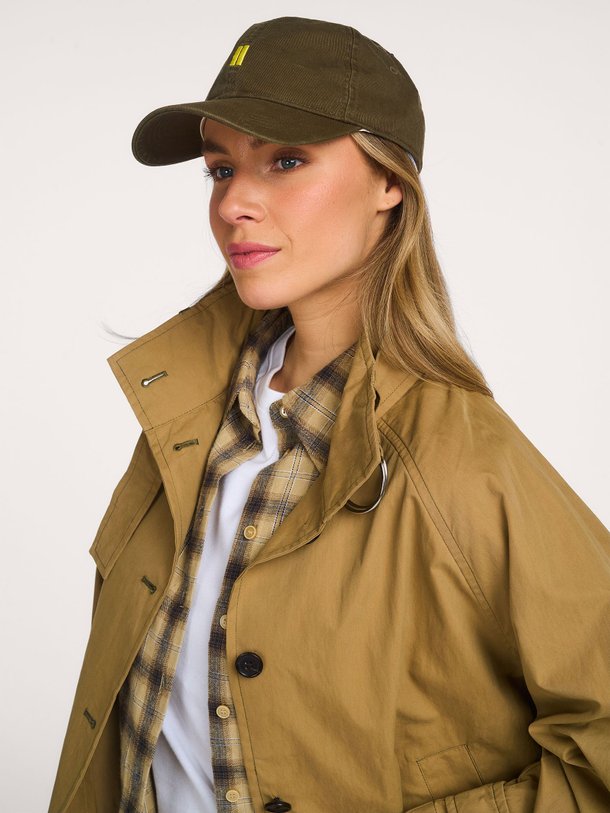 Ontdek de Hubble, katoenmix trenchcoat van Bellerose bij Orangebag. Op werkdagen voor 21:45 besteld, morgen in huis.