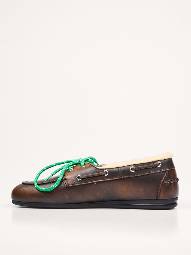 Posa Lederen loafers - Donkerbruin Ontdek de Lederen loafers van Posa bij Orangebag. Op werkdagen voor 21:45 besteld, morgen in huis.