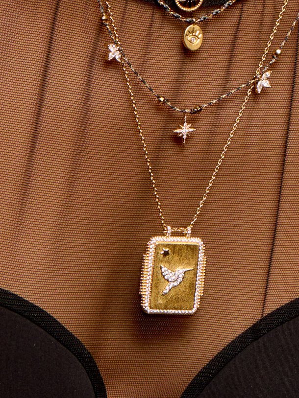 Ontdek de Colibri Boheme, halsketting met hanger van Mya-Bay bij Orangebag. Op werkdagen voor 21:45 besteld, morgen in huis.