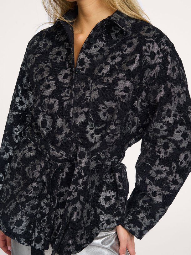 Ontdek de Giuni, katoenmix blouse met lurex van Frnch bij Orangebag. Op werkdagen voor 21:45 besteld, morgen in huis.