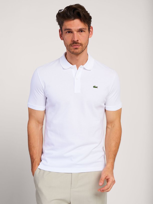 Ontdek de Katoenen logo polo van Lacoste bij Orangebag. Op werkdagen voor 21:45 besteld, morgen in huis.