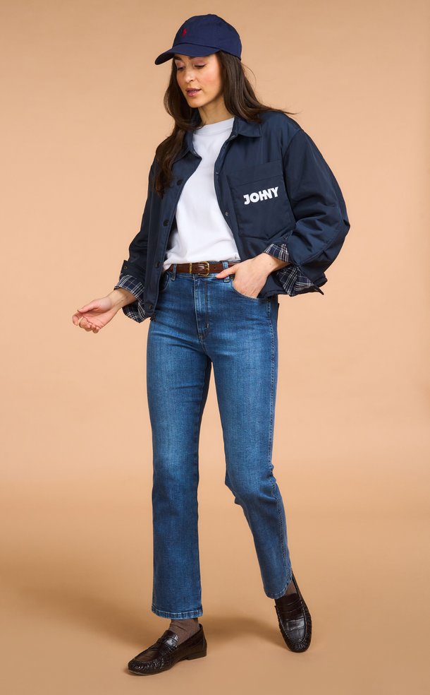 Ontdek de Malena, high waist straight fit stretch jeans van Lois bij Orangebag. Op werkdagen voor 21:45 besteld, morgen in huis.