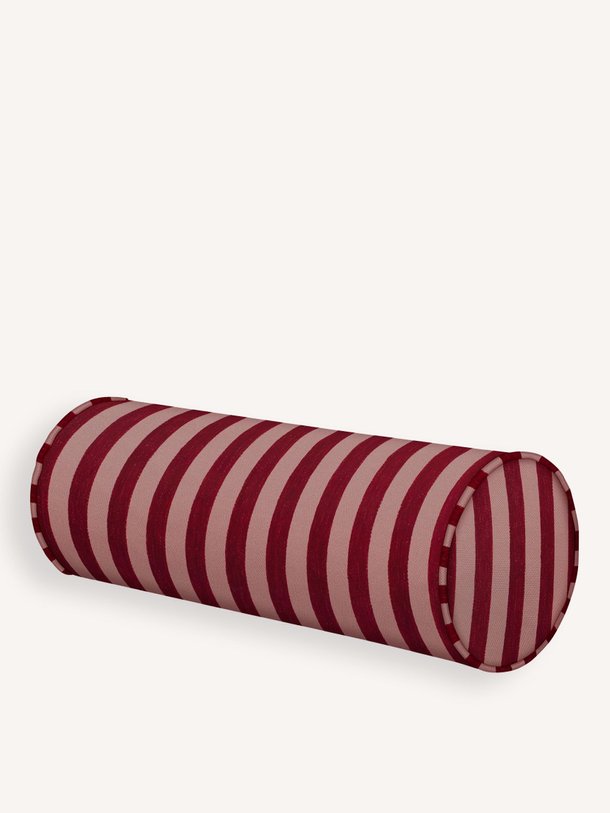 Ontdek de Jackie, geweven kussen met strepen van Palais bij Orangebag. Op werkdagen voor 21:45 besteld, morgen in huis.