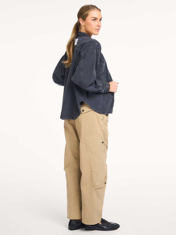 Ontdek de Jazy, denim blouse van American Vintage bij Orangebag. Op werkdagen voor 21:45 besteld, morgen in huis.