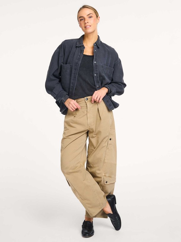 Ontdek de Jazy, denim blouse van American Vintage bij Orangebag. Op werkdagen voor 21:45 besteld, morgen in huis.