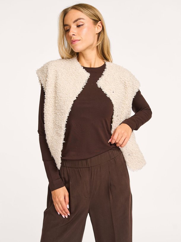 Ontdek de Zoe, lyocellmix longsleeve van Knit-ted bij Orangebag. Op werkdagen voor 21:45 besteld, morgen in huis.