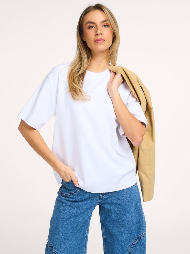 Ontdek de Organic cotton logo T-shirt van OLAF bij Orangebag. Op werkdagen voor 21:45 besteld, morgen in huis.