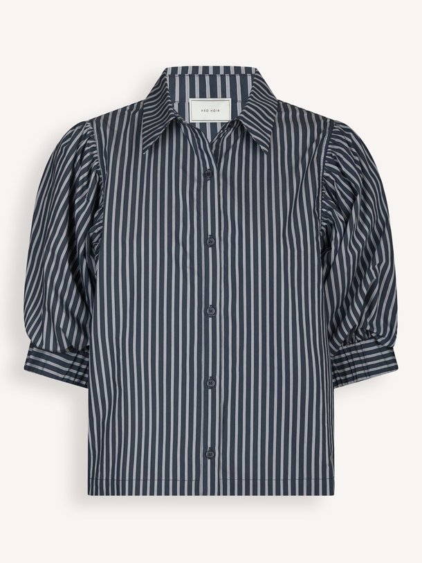 Ontdek de Etta, katoenmix gestreepte blouse van Neo Noir bij Orangebag. Op werkdagen voor 21:45 besteld, morgen in huis.