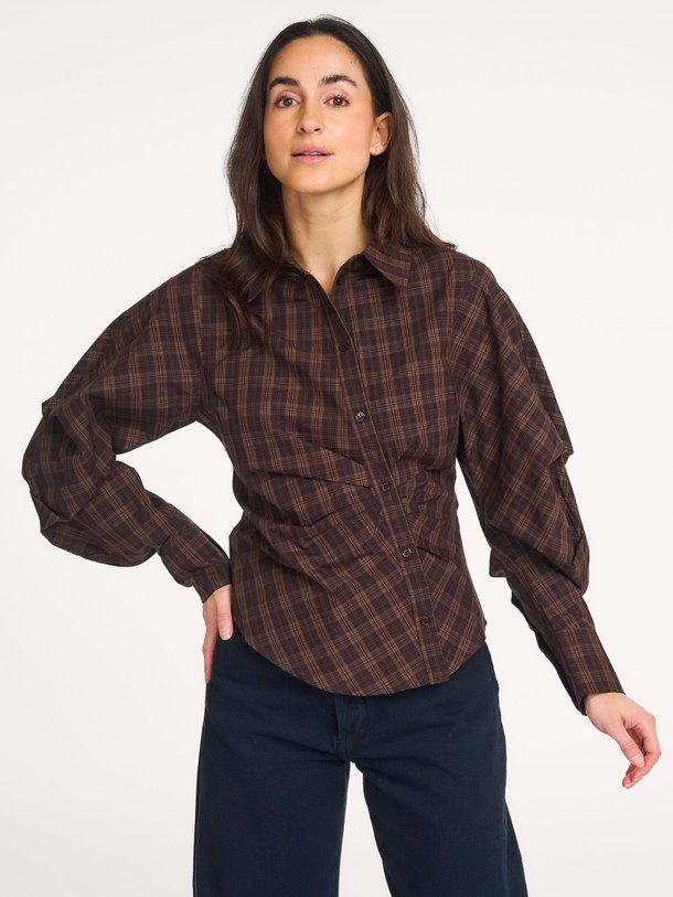 Ontdek de Neoella, katoenen geruite blouse van Neo Noir bij Orangebag. Op werkdagen voor 21:45 besteld, morgen in huis.