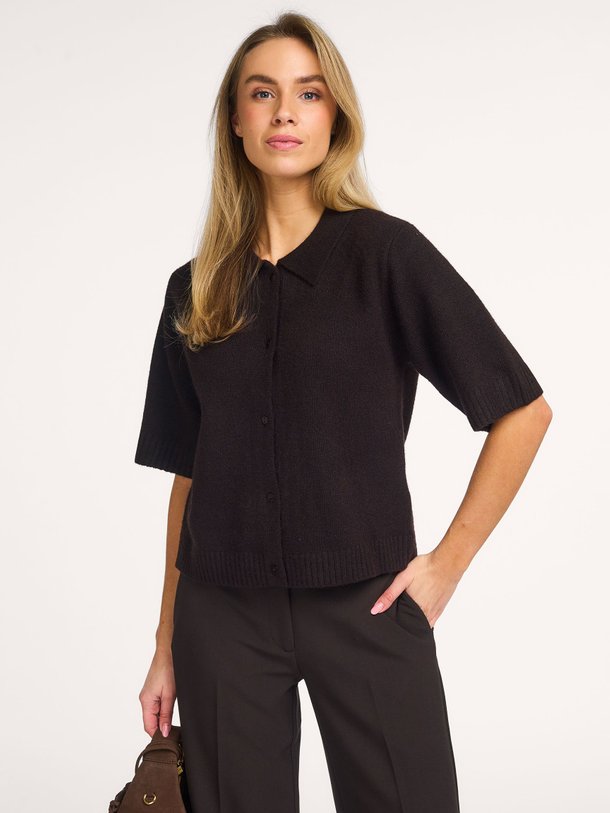 Ontdek de Cunna, wolmix vest van Neo Noir bij Orangebag. Op werkdagen voor 21:45 besteld, morgen in huis.