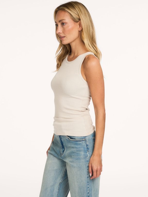 Club L`avenir Celin, katoenmix tanktop - Beige Ontdek de Celin, katoenmix tanktop van Club L`avenir bij Orangebag. Op werkdagen voor 21:45 besteld, morgen in huis.