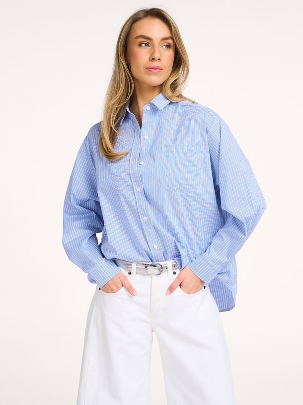 Ontdek de Dalma, katoenmix gestreepte blouse met strass van Neo Noir bij Orangebag. Op werkdagen voor 21:45 besteld, morgen in huis.