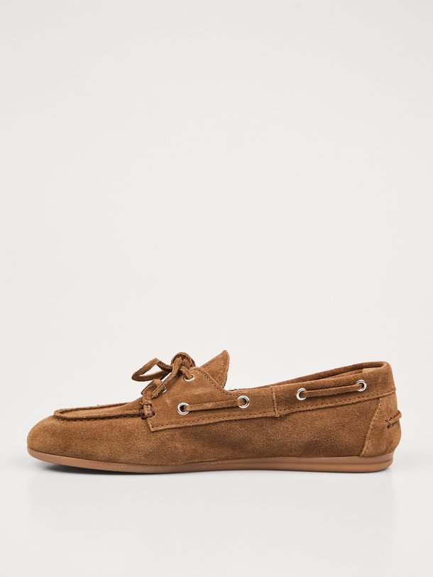 Suède loafers